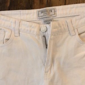 Brooklyn express white jeans
